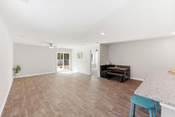 606 Red Mulberry Road photo 4