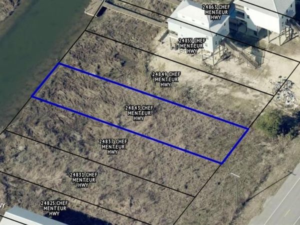 24843 CHEF MENTEUR Highway , New Orleans, LA 70129