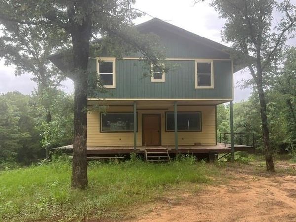 924 The Oil Road, Gainesville, TX 76240