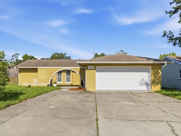 5019 LARCH LANE , NEW PORT RICHEY, FL 34653