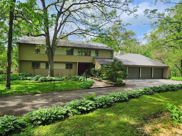 7842 Big Timber Trail, Middleton, WI 53562