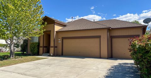 1135 Mountain Rose Drive, Fernley, NV 89408 Photo
