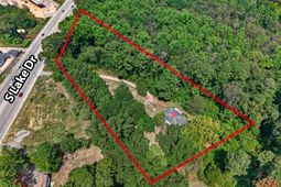 1551 S Lake Drive photo 4