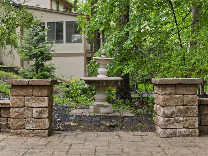 455 Delegate Drive, Columbus, OH 43235 Photo 100