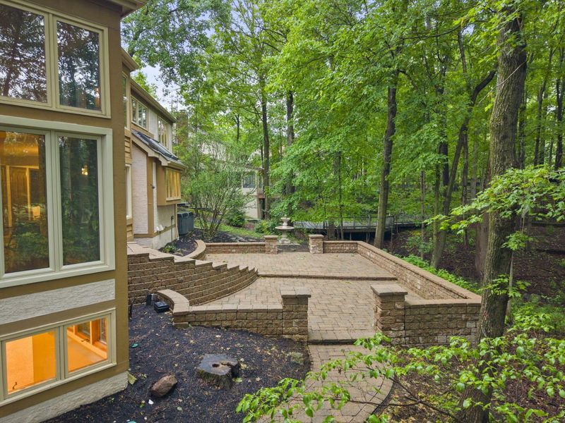 455 Delegate Drive, Columbus, OH 43235 Photo 121