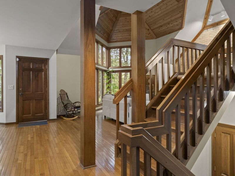 455 Delegate Drive, Columbus, OH 43235 Photo 48