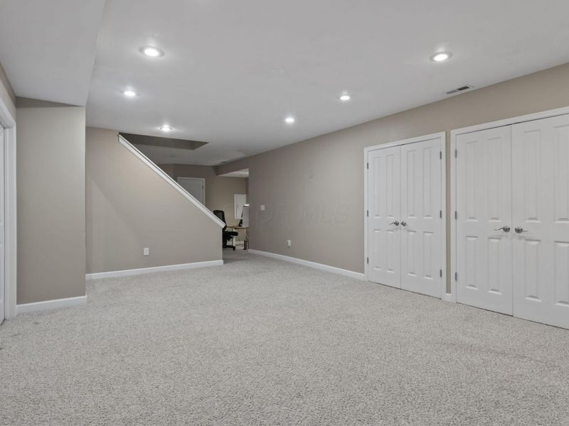 455 Delegate Drive, Columbus, OH 43235 Photo 70