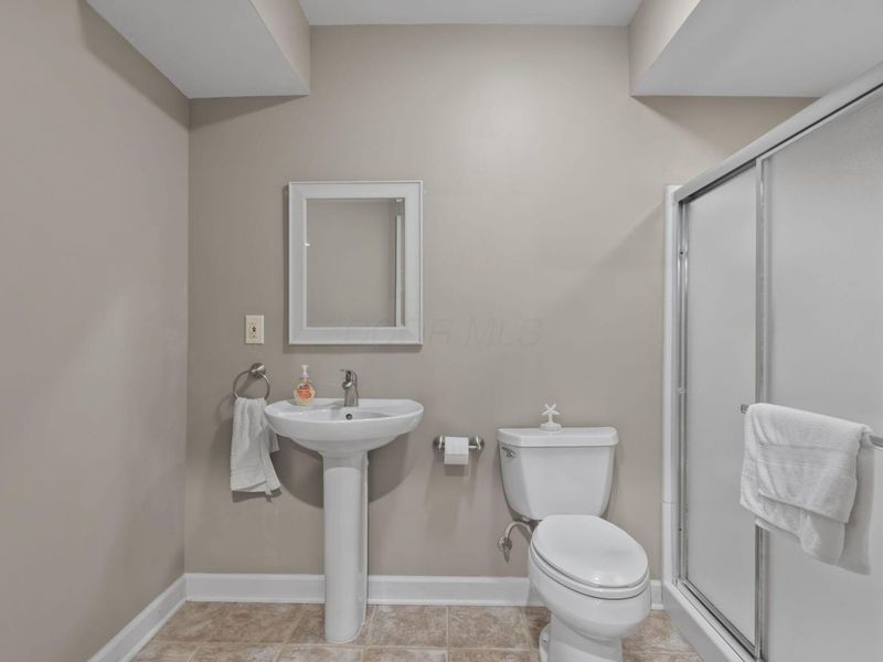455 Delegate Drive, Columbus, OH 43235 Photo 86