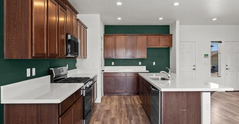 765 Garnet Way, Fernley, NV 89408 Photo