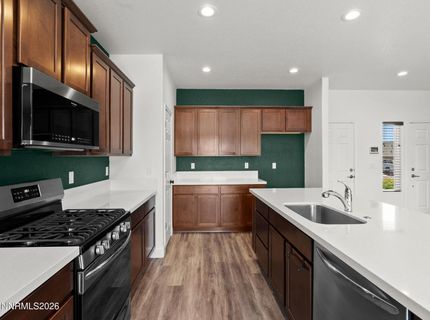 765 Garnet Way, Fernley, NV 89408 Photo