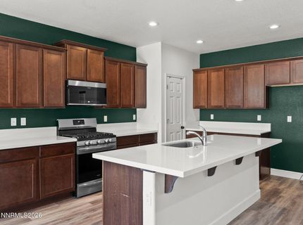 765 Garnet Way, Fernley, NV 89408 Photo