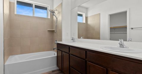 765 Garnet Way, Fernley, NV 89408 Photo