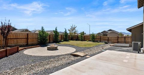 765 Garnet Way, Fernley, NV 89408 Photo