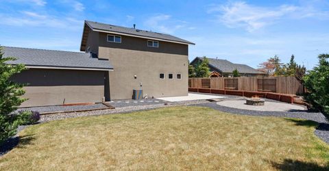 765 Garnet Way, Fernley, NV 89408 Photo