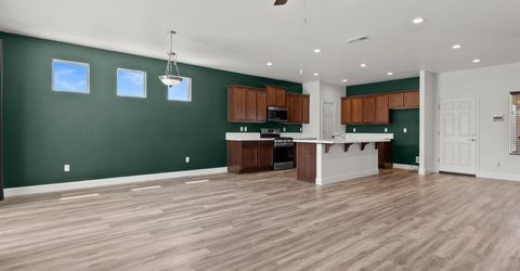 765 Garnet Way, Fernley, NV 89408 Photo