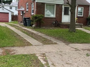 2208 Windemere Avenue, Flint, MI 48503