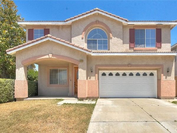 5793 Oakdale Lane, Fontana, CA 92336