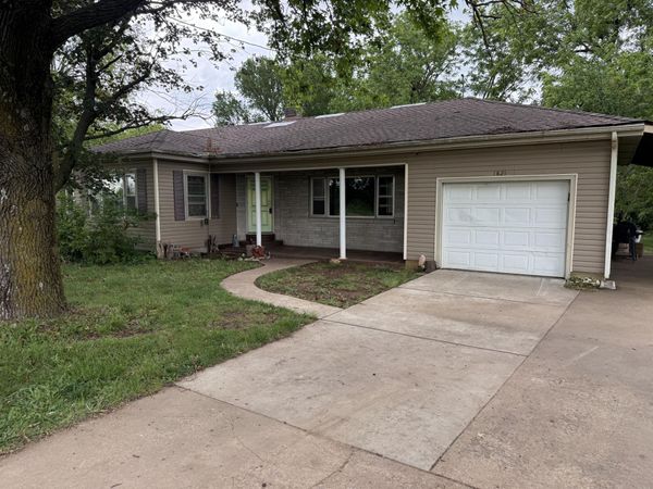 1821 W Smith Street , Springfield, MO 65803