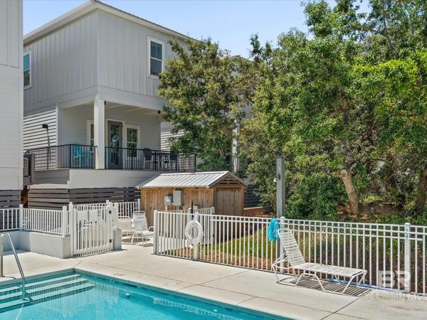115 W 10th Street, Unit Q, Gulf Shores, AL 36545