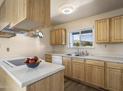 11690 Sitka Street, Reno, NV 89506 Photo