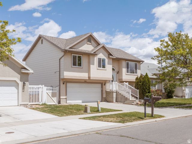 266 W Beverlee Ann Dr, Draper, UT 84020 Main Photo