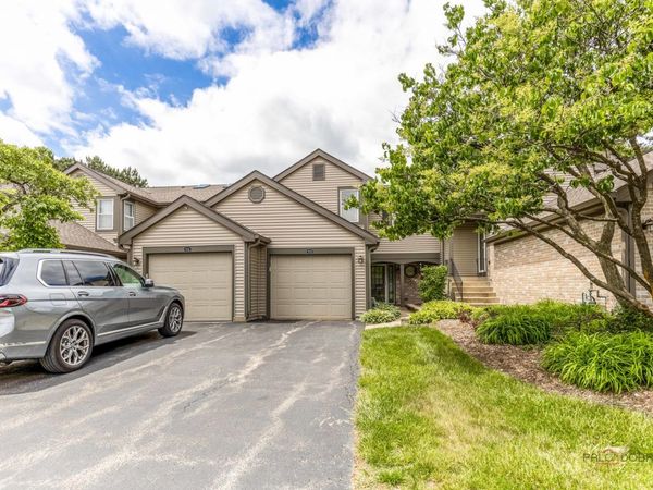 978 Buttercreek Court, Unit 978, Hoffman Estates, IL 60169