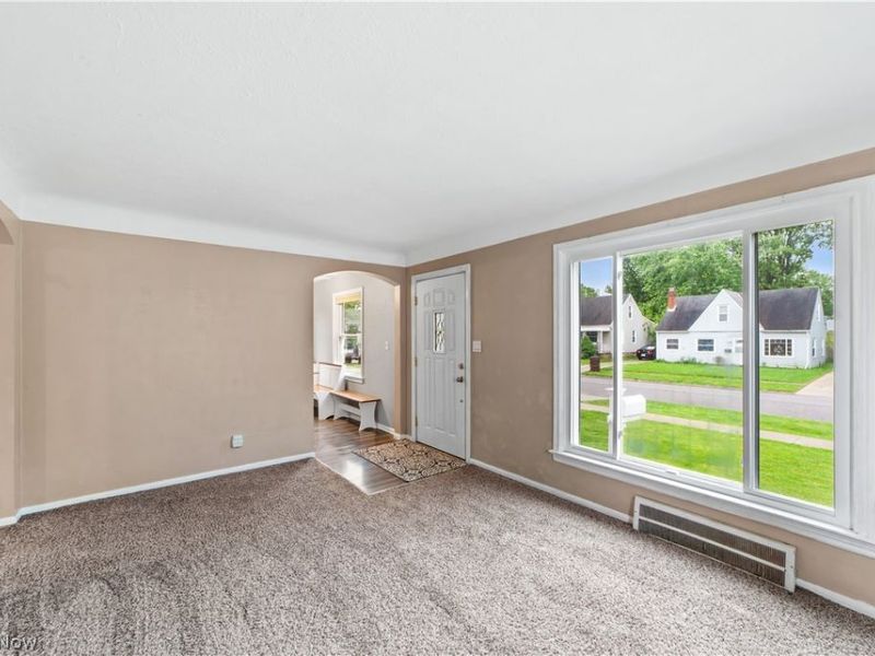 5000 Kenmore Avenue , Parma, OH 44134 Photo 10