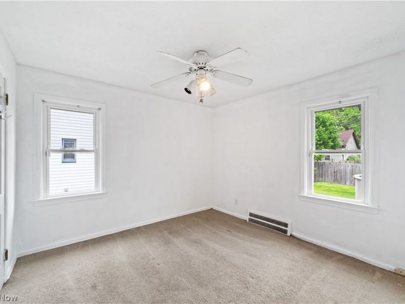 5000 Kenmore Avenue , Parma, OH 44134 Photo 13