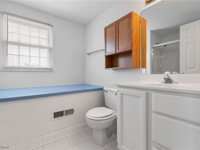 5104 Liberty Lane , Unit A, Willoughby, OH 44094 Photo 10