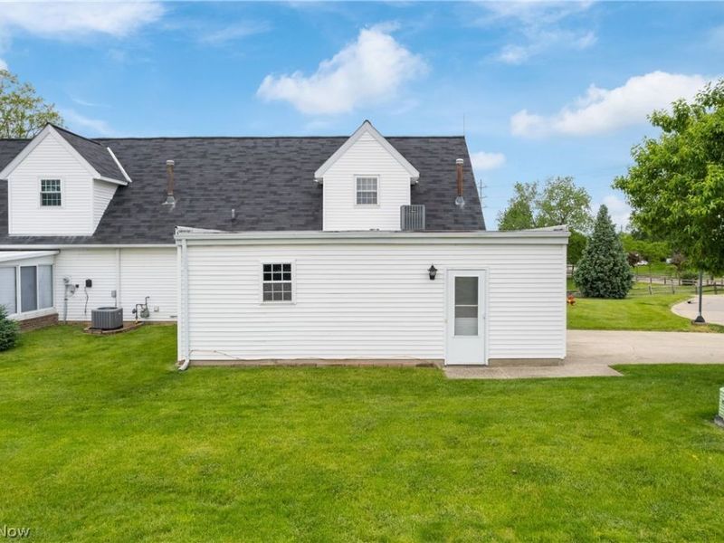 5104 Liberty Lane , Unit A, Willoughby, OH 44094 Photo 17