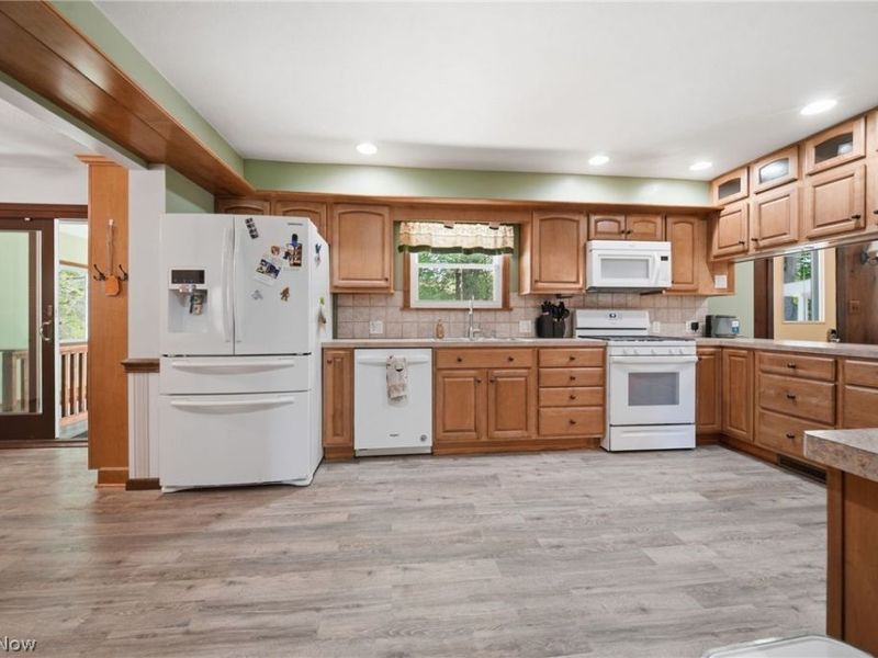 1950 Bridgeview Lane , Conneaut, OH 44030 Photo 7