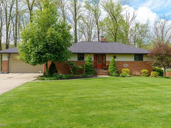 4064 Diana Drive, Broadview Heights, OH 44147