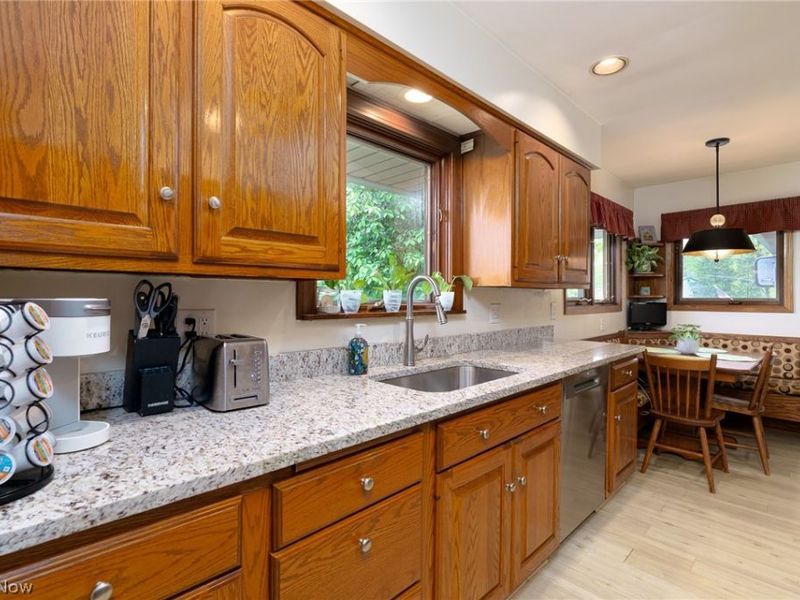4064 Diana Drive, Broadview Heights, OH 44147 Photo 6