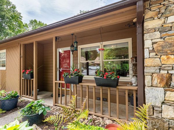 12 Pencross Circle, Etowah, NC 28729