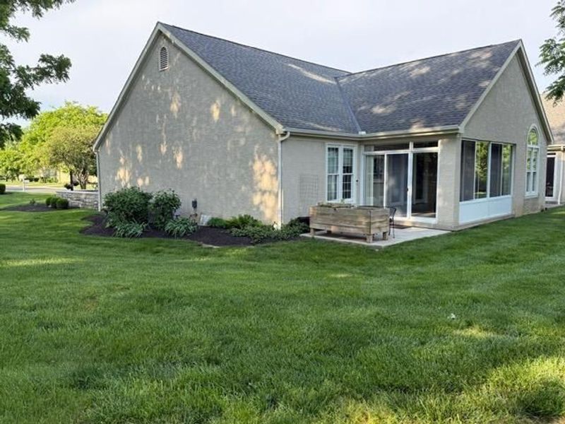 2637 Vililly Circle W, Grove City, OH 43123 Photo 12