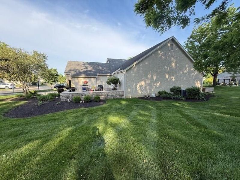 2637 Vililly Circle W, Grove City, OH 43123 Photo 14