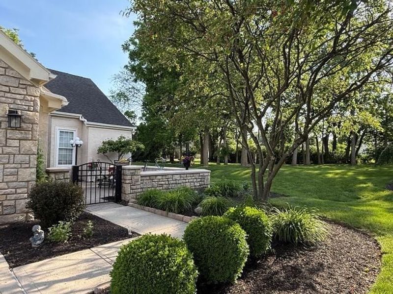 2637 Vililly Circle W, Grove City, OH 43123 Photo 20