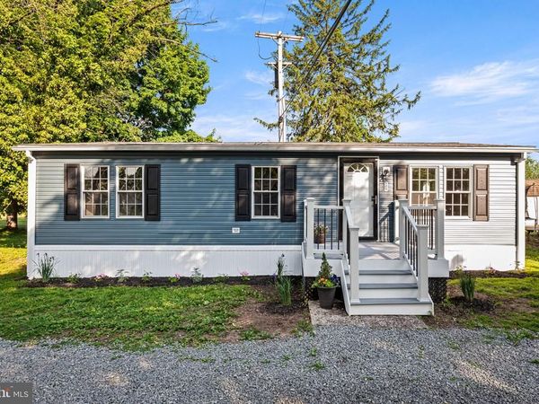 165 W RIDGE PIKE , Unit 109, ROYERSFORD, PA 19468