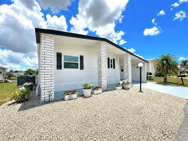 216 MARTINIQUE ROAD , NORTH PORT, FL 34287