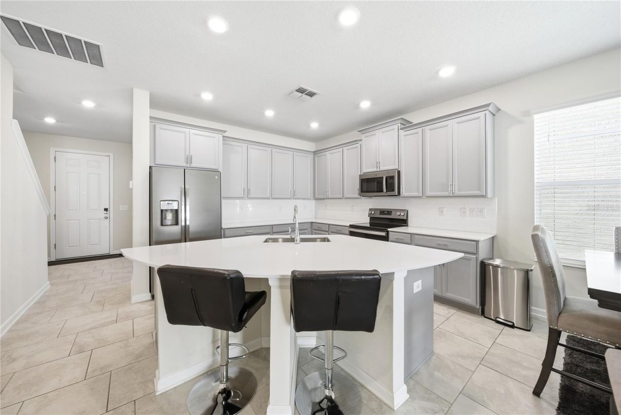 737 Panical Drive , Apopka, FL 32703 Photo