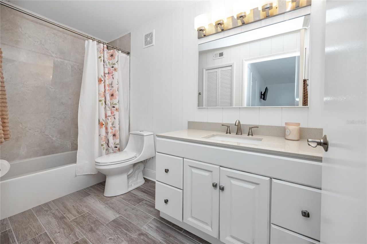 2101 Fox Chase Boulevard , Unit 107, Palm Harbor, FL 34683 Photo