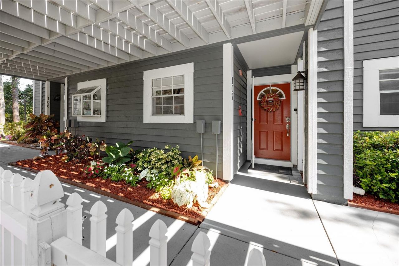 2101 Fox Chase Boulevard , Unit 107, Palm Harbor, FL 34683 Photo