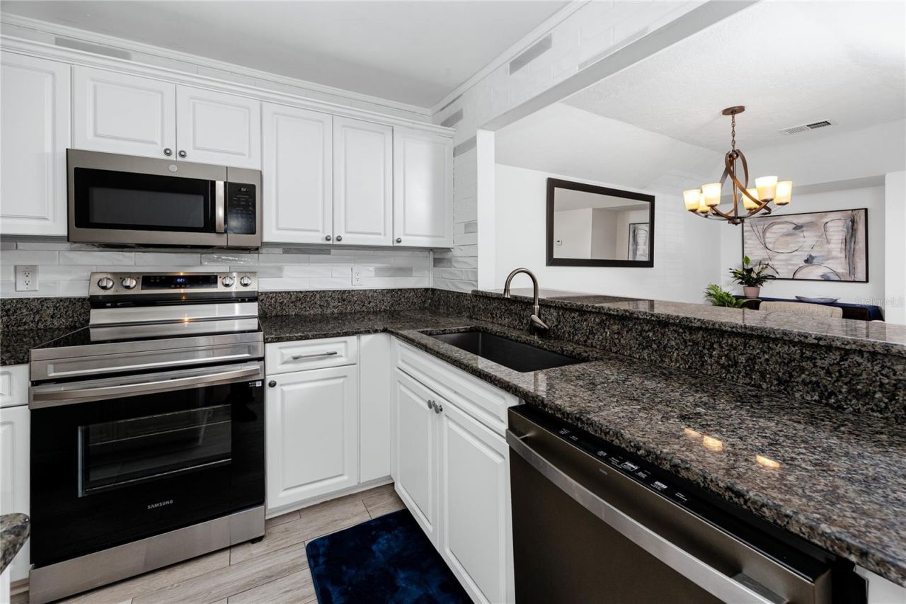 2101 Fox Chase Boulevard , Unit 107, Palm Harbor, FL 34683 Photo