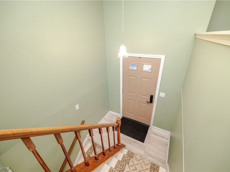 1431 Raccoon NE, Howland, OH 44484 Photo 2
