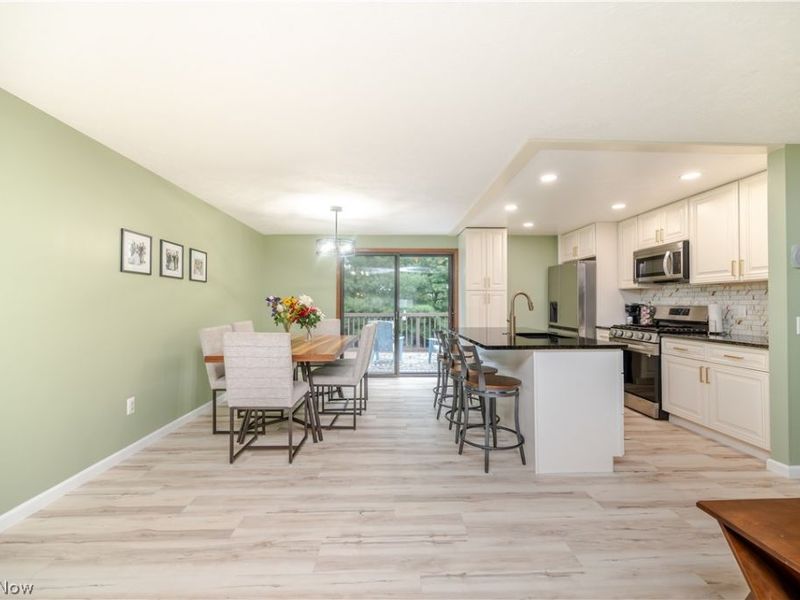 1431 Raccoon NE, Howland, OH 44484 Photo 6