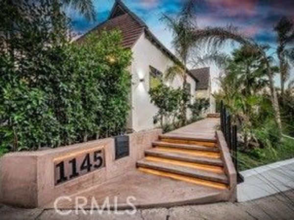 1145 S Longwood, Los Angeles, CA 90019