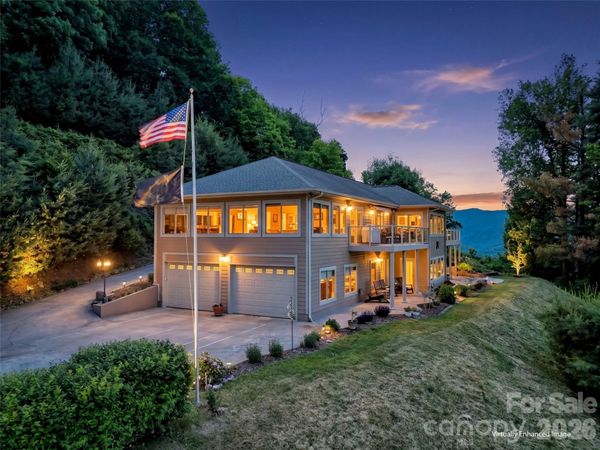 830 Trials Gap Drive, Unit 30, Waynesville, NC 28786