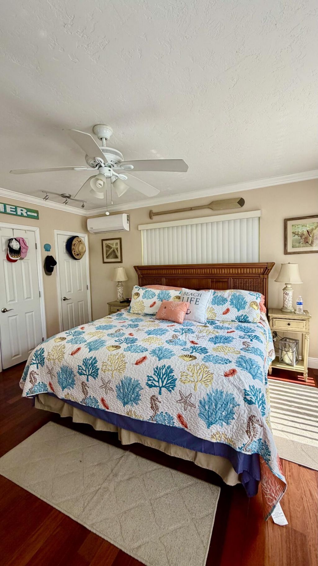 140 S Bay Harbor Drive, Key Largo, FL 33037 Photo
