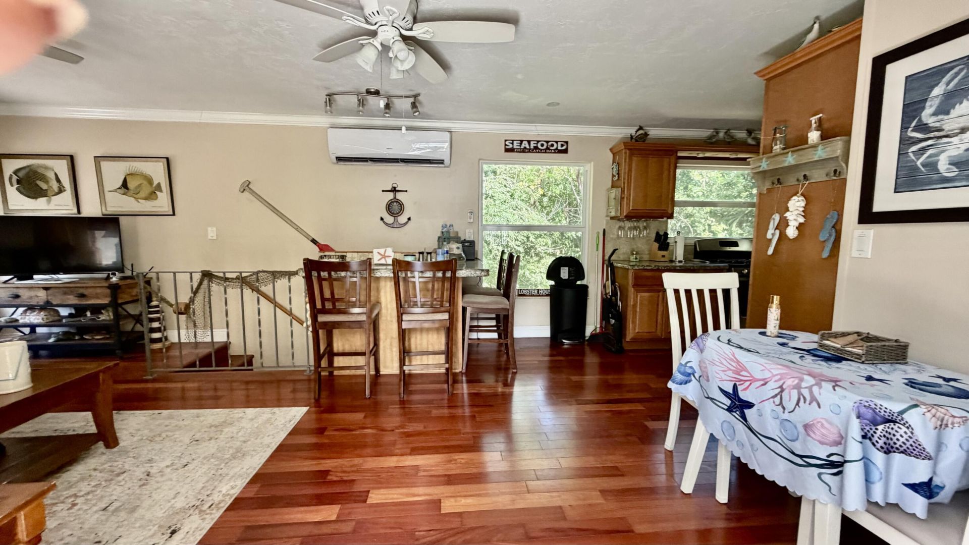 140 S Bay Harbor Drive, Key Largo, FL 33037 Photo