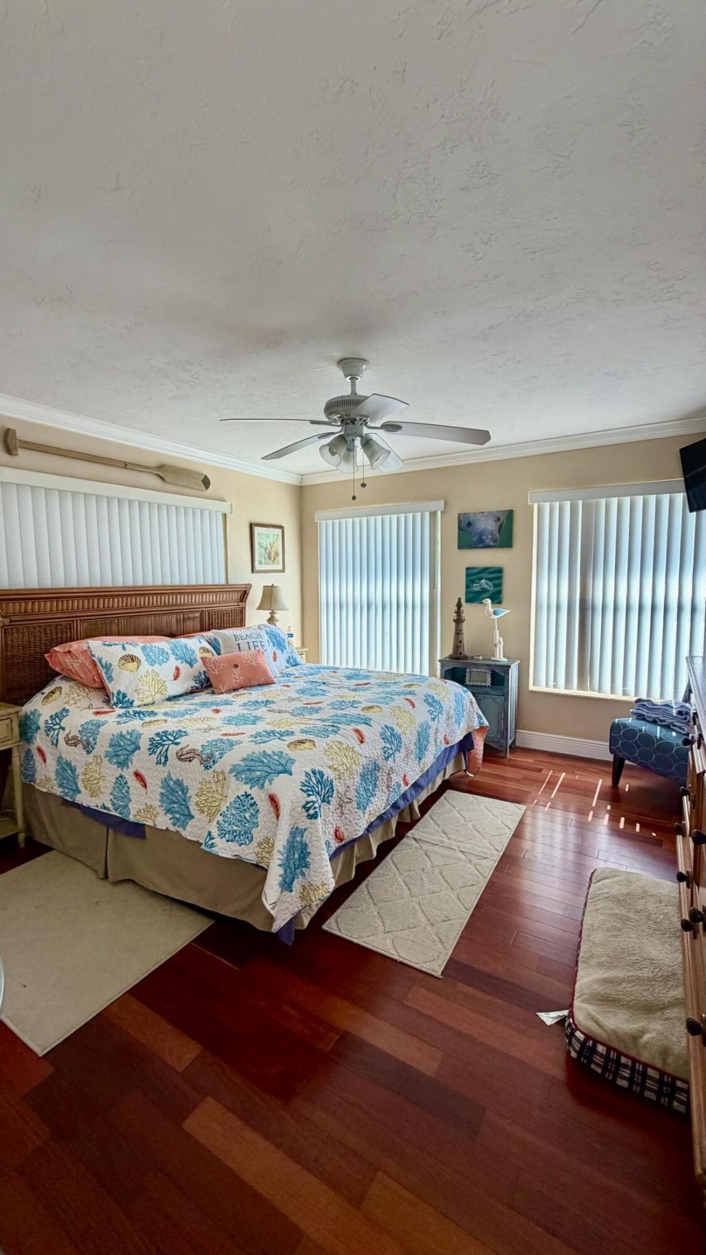 140 S Bay Harbor Drive, Key Largo, FL 33037 Photo